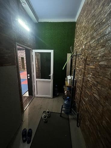 osh flat: 🔥 Сдаётся готовое помещение 100 кв.м — заезжай и работай! 📍 — 2