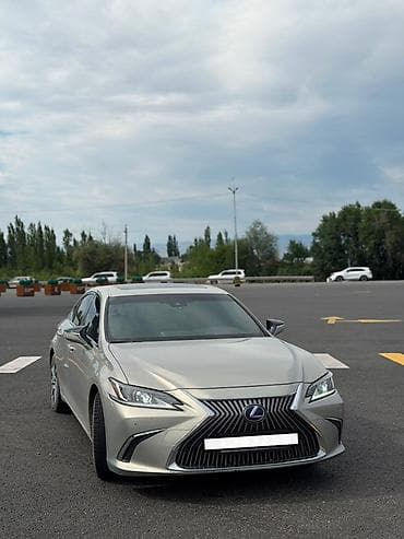 Lexus ES: 2018 г., 2.5 л, Автомат, Бензин, Седан