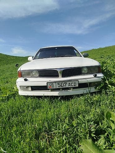 Mitsubishi Galant: 1990 г., Седан — 4