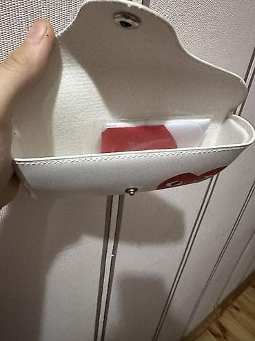 где купить дешевые очки для зрения: Футляр для очков Новый и только одна штука осталось! - Цвет: белый — 3