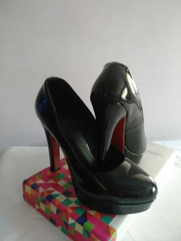 Киреге берилүүчү кийимдер: Туфли лаковые — 1