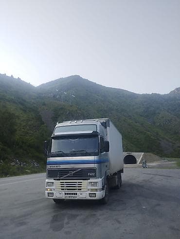 Тягач, Volvo, 2002 г. — 2