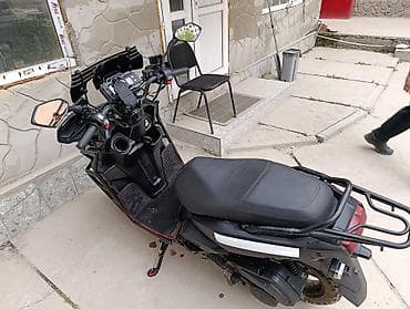 16 lt: Макси-скутер Tank, 150 куб. см, Бензин, Б/у — 2