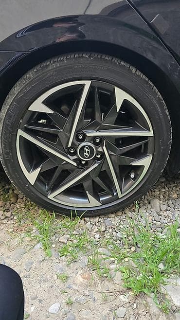 Колеса в сборе 245 / 40 / R 19, Комплект, Литые, отверстий - 5