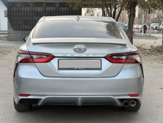 продаю домкрат: Toyota Camry: 2022 г., 2.5 л, Автомат, Бензин, Седан — 6