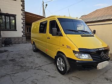 Легкий грузовик, Mercedes-Benz, Дубль, 2 т, Б/у at lalafo.kg Легкий грузовик, Mercedes-Benz, Дубль, 2 т, Б/у