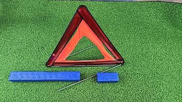 Аварийный знак Е87 Е90 ф10 2010 В отличном состоянии, очень большой