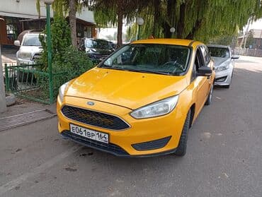 Ford Focus: 2015 г., 1.6 л, Механика, Бензин, Хэтчбэк
