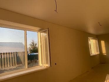 продаю дом карла маркса: Продаётся двухэтажный дом с мансардной крышей. Пошаговой доступности — 7