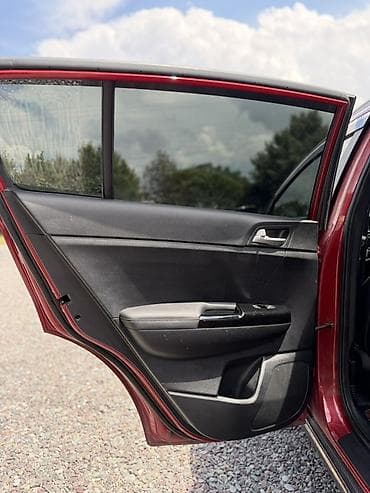 Продажа авто: Kia Sportage: 2018 г., 2 л, Автомат, Дизель, Кроссовер — 2
