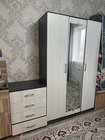мебельь: Срочно продаю спальный гарнитур в отличном состоянии Спальный — 4