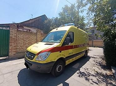 Mercedes-Benz Спринтер: 2010 г., 3 л, Автомат, Дизель, Фургон — 2