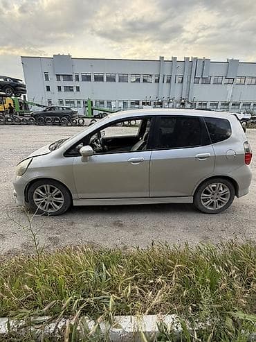 бампер jazz: Honda Jazz: 2007 г., 1.4 л, Вариатор, Бензин, Хэтчбэк — 3