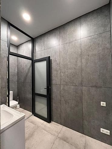 2500: Аренда офисов, 120 м², В жилом комплексе — 5