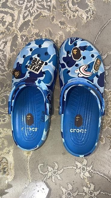 crocs bape: Сабо, 42, Crocs, Б/у, цвет - Синий, Самовывоз, Платная доставка — 2