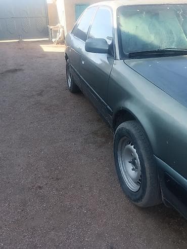 Audi: Audi S4: 1991 г., 2 л, Механика, Бензин, Седан — 4