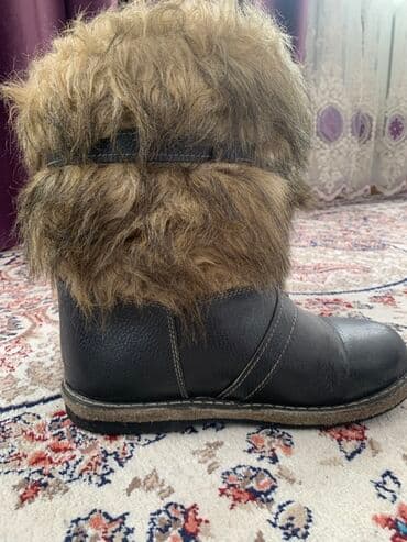 сапоги зимние женские натуральная кожа натуральный мех распродажа: Тёплые зимние унты из натуральной кожи и меха. - Верх: плотная чёрная — 4