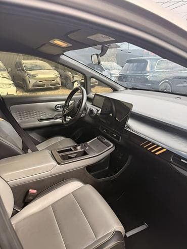 BYD: BYD Yuan: 2021 г., Электромобиль, Кроссовер — 2