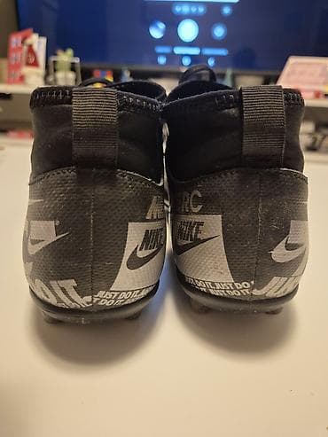 футбольный кросовки: Футбольные бутсы(сороконожки/клицы) Nike Mercurial,оригинал(серия с — 3
