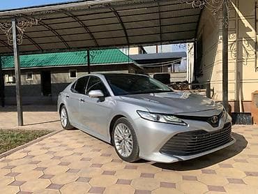lada 2113: Toyota Camry: 2018 г., 2.5 л, Автомат, Бензин, Седан — 8