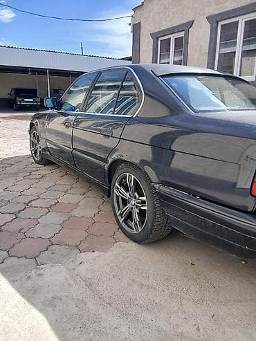 BMW 5 series: 1993 г., 2 л, Механика, Бензин, Седан — 4
