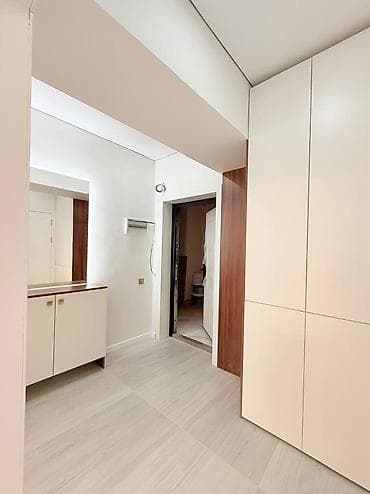 64: 2 комнаты, 45 м², Элитка, 9 этаж, Дизайнерский ремонт — 1