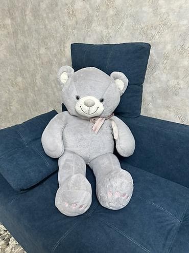 Үй жана бакча: Плюшевый медведь, большой мягкий друг серого цвета. - Размер — 1
