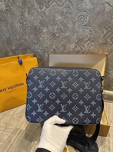 сумка мужская барсетка: Барсетка, Louis Vuitton, Множество карманов, Регулируемый ремень, Съёмный ремень, Новый — 3