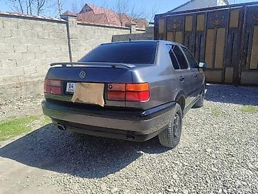 задний плафон на венто: Volkswagen Vento: 1992 г., 2 л, Седан — 3
