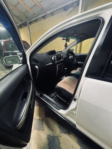 обмен машин ключ на ключ в бишкеке: Toyota ist: 2002 г., Автомат, Бензиновая — 6