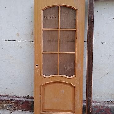 плетеный стол и стулья: Межкомнатные дверные полотна и коробки (набор). В комплекте: - — 5