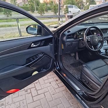 1 kz: Kia K7: 2019 г., 3 л, Автомат, Газ, Седан — 7