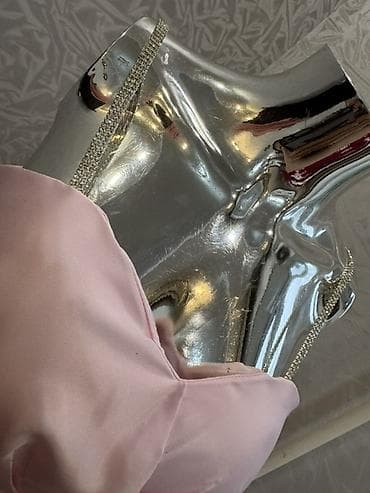 Платье-коктейль с корсетным лифом и пышной юбкой до колена. - Два — 3