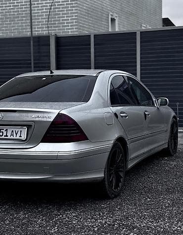 капот на мерседес: Mercedes-Benz C-Class: 2005 г., 1.8 л, Автомат, Бензин, Седан — 6