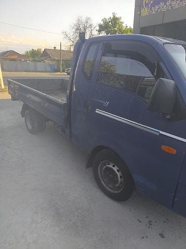 Hyundai Porter: 2005 г., 2.5 л, Механика, Дизель