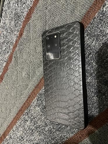 pixel 6a: Из минусов трещина в экране а так очень хорошо работает не лагает — 5
