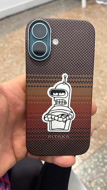 IPhone 16, Б/у, 256 ГБ, Pacific Blue, Защитное стекло, Чехол, Коробка, 93 %