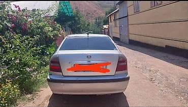 Унаа сатуу: Skoda Octavia: 1998 г., 1.6 л, Кол менен иштөөчү, Бензин, Седан — 4