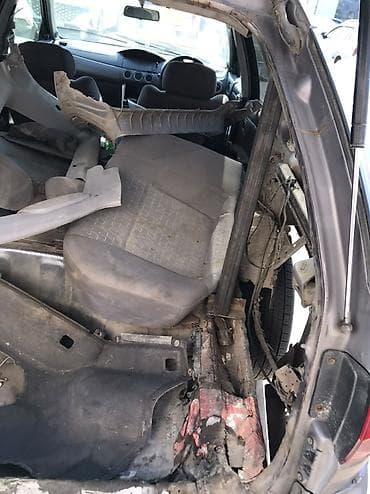 ког лок: Nissan Avenir: 2001 г., 1.6 л, Автомат, Бензин, Универсал — 5