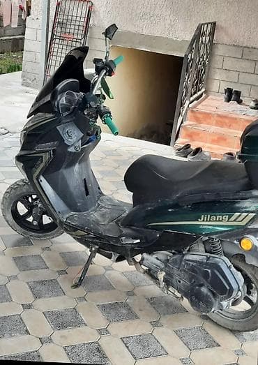 cvt: Тип скутера 150 куб. см, Бензин — 1