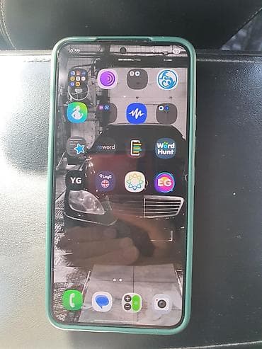 surface go 2: Samsung Galaxy S22, Б/у, 256 ГБ, цвет - Черный, 2 SIM — 4