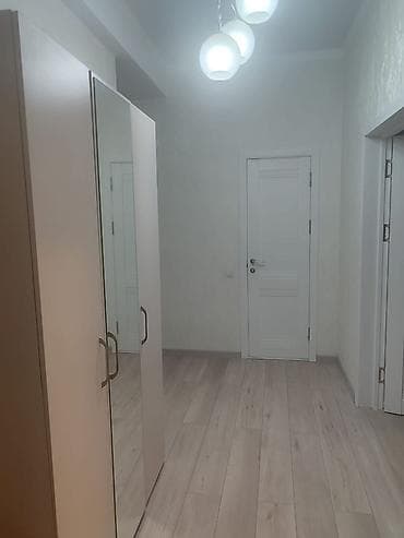 куплю двухкомнатную квартиру: 2 комнаты, С мебелью полностью — 1