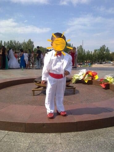 детские национальные костюмы бишкек: Комплект, цвет - Белый, Б/у — 1