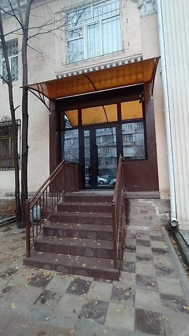 venezia: Сдаётся нежилое помещение 70 м² под офис или коммерческую — 2