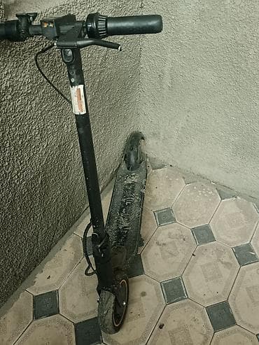 Электросамокат, Без рассрочки, Б/у, Самовывоз