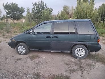 Nissan Prairie: 1994 г. — 4