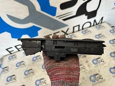 Унаа тетиктери: Блок управления стеклоподъемниками Mitsubishi Carisma DA5A 4G93 2001 — 3