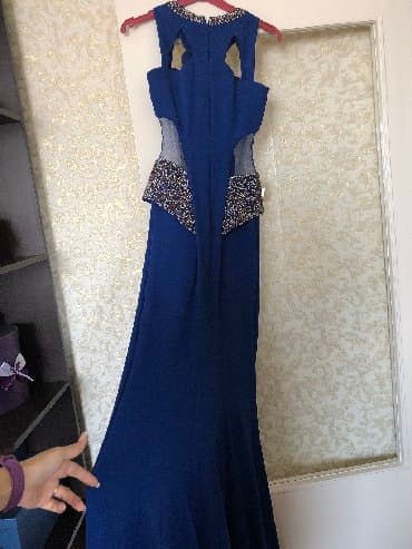 мед формы: Продаю платье очень красивое. Брала в свадебном салоне Cosmobella, за — 7