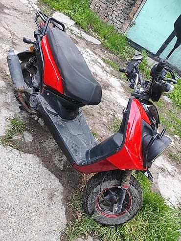 бенза скутер: Скутер 49 см³ (карбюраторный), дорожный/городской формат. Особенности — 3