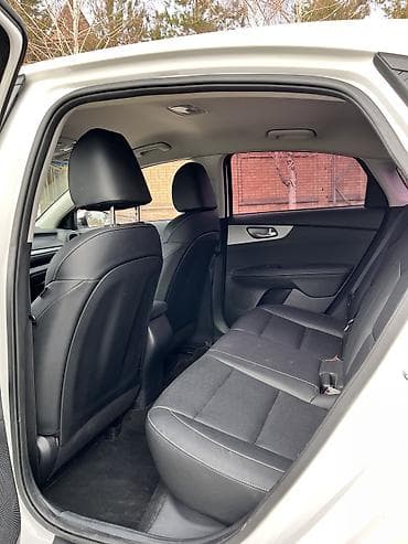 перекупщик авто: Kia K3: 2019 г., 1.6 л, Автомат, Бензин, Седан — 7